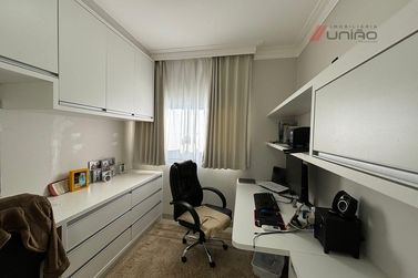 Casa &agrave; venda - 216m&sup2; - Jardim Vit&oacute;ria R&eacute;gia