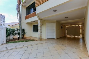 Sobrado &agrave; venda - 280m&sup2; - Zona II