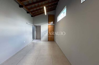 Casa &agrave; venda - 115m&sup2; - Jardim Novo Mil&ecirc;nio