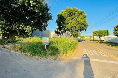 Terreno &agrave; venda - 181m&sup2; - Jardim Veneza