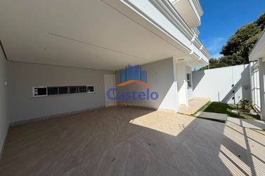 Casa para alugar - 250m&sup2; - Jardim Flamboyant