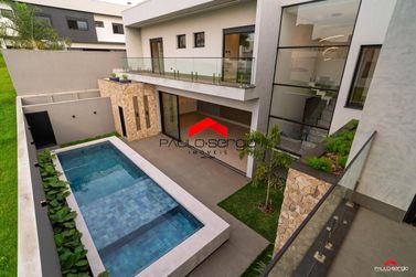Sobrado &agrave; venda - 332m&sup2; - Parque Residencial Interlagos
