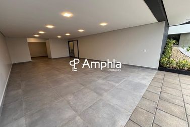 Casa &agrave; venda - 468m&sup2; - Regi&atilde;o do Lago