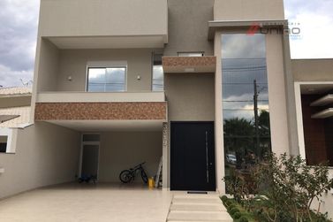 Casa &agrave; venda - 320m&sup2; - Residencial Ecoville