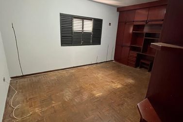 Casa para alugar - 278m&sup2; - JARDIM DOS PR&Iacute;NCIPES