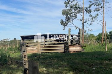 S&iacute;tio &agrave; venda - 48000m&sup2; - Centro