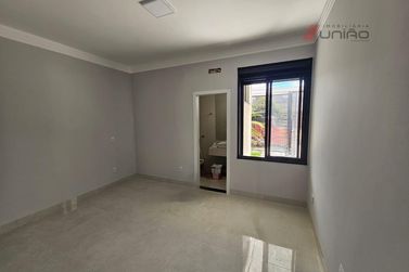 Casa &agrave; venda - 110m&sup2; - Jardim Cima