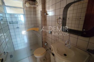 Apartamento para alugar - 74m&sup2; - Zona 6