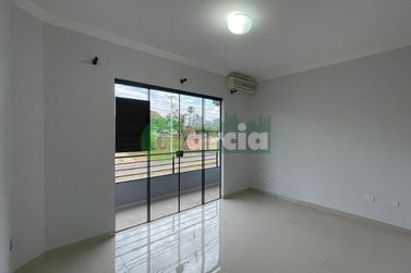 Sala Comercial &agrave; venda - 617m&sup2; - Zona V
