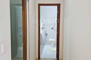 Sobrado &agrave; venda - 272m&sup2; - Zona III