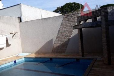 Casa &agrave; venda - 280m&sup2; - Zona II