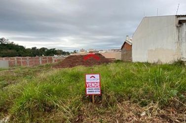 Terreno &agrave; venda - 362m&sup2; - Jardim Floren&ccedil;a