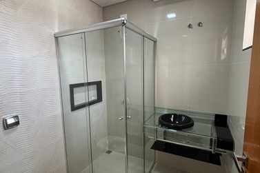 Casa &agrave; venda - 202m&sup2; - Zona 1a  Pr&oacute;ximo Ao Hospital Cemil