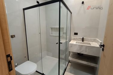 Casa &agrave; venda - 135m&sup2; - Jardim Caravelle