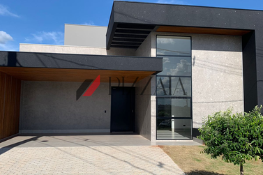 Casa &agrave; venda - 197m&sup2; - Parque Residencial Interlagos II