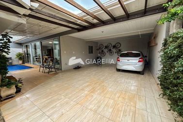 Casa &agrave; venda - 192m&sup2; - JARDIM GISELA