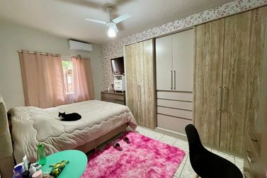 Casa &agrave; venda - 130m&sup2; - JARDIM PETROPOLIS
