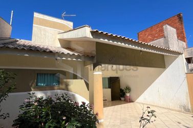 Sobrado &agrave; venda - 184m&sup2; - Zona 1-A