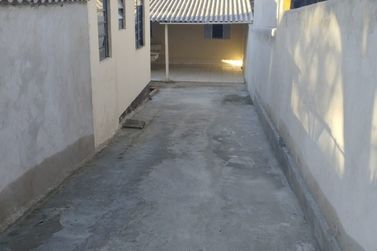 Casa &agrave; venda - 253m&sup2; - Conjunto Residencial Porto Belo