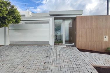 Casa &agrave; venda - 220m&sup2; - Parque Residencial Metropolitano
