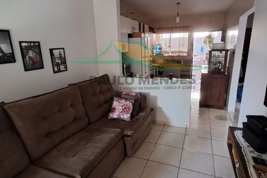 Casa &agrave; venda - 106m&sup2; - JARDIM CASTELO BRANCO