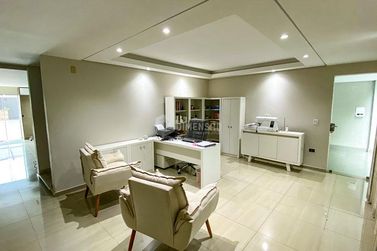 Sobrado &agrave; venda - 452m&sup2; - Zona I