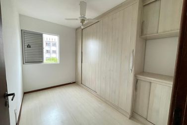 Apartamento &agrave; venda - 77m&sup2; - ZONA II