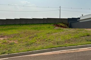 Terreno &agrave; venda - 299m&sup2; - CONDOMINIO PAYSAGE UNIQUE