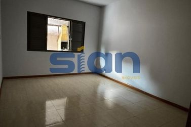 Casa para alugar - 200m&sup2; - Zona II