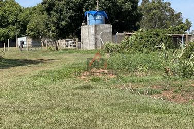Ch&aacute;cara &agrave; venda - 20000m&sup2; - Jardim Aeroporto