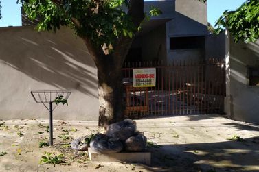 Casa &agrave; venda - 100m&sup2; - Jardim Panorama