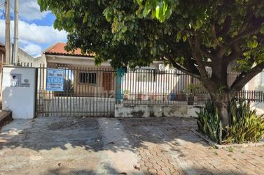 Casa &agrave; venda - Zona IV