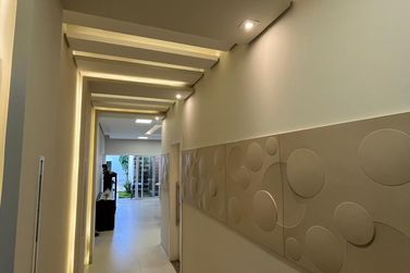 Casa &agrave; venda - 419m&sup2; - Jd Veleiros