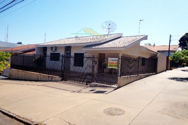 Casa &agrave; venda - 130m&sup2; - Zona 3