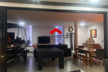Casa &agrave; venda - 215m&sup2; - Porto Camargo