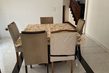 Sobrado &agrave; venda - 272m&sup2; - Parque Cidade Jardim