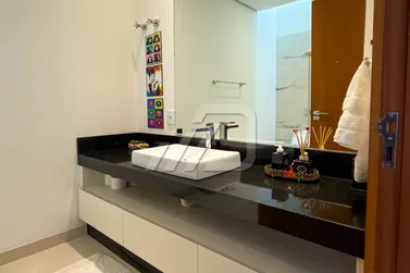 Sobrado &agrave; venda - 229m&sup2; - Jardim Veleiros