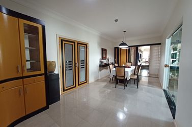 Casa &agrave; venda - 420m&sup2; - Zona I