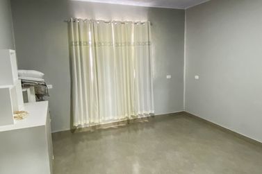 Ch&aacute;cara &agrave; venda - 40m&sup2; - -
