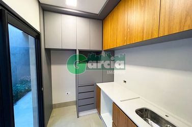 Casa &agrave; venda - 250m&sup2; - Residencial Portal das &Aacute;guas