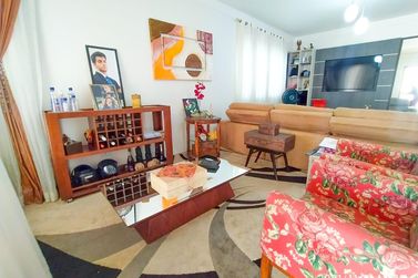 Casa &agrave; venda - 275m&sup2; - Zona I