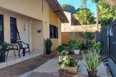 Casa &agrave; venda - 100m&sup2; - Jardim Tangara