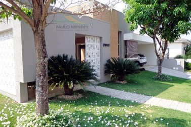 Casa &agrave; venda - 200m&sup2; - CONDOM&Iacute;NIO RESIDENCIAL ECOVILLE