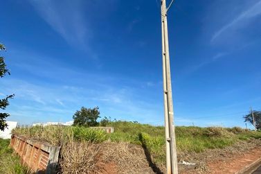 Terreno &agrave; venda - 203m&sup2; - Parque &Ocirc;nix