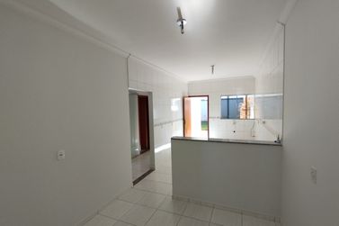 Casa &agrave; venda - 107m&sup2; - JARDIM PARAISO