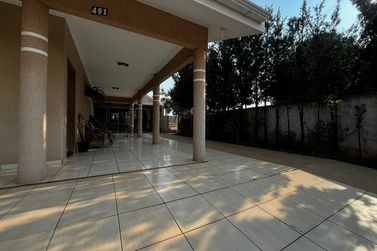 Ch&aacute;cara &agrave; venda - 444m&sup2; - ELISA