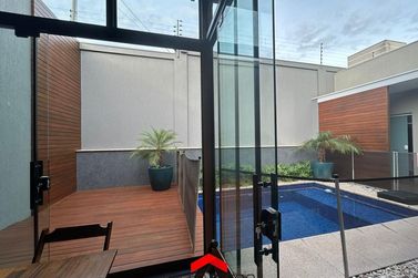 Casa &agrave; venda - 200m&sup2; - Lago Aratimbo