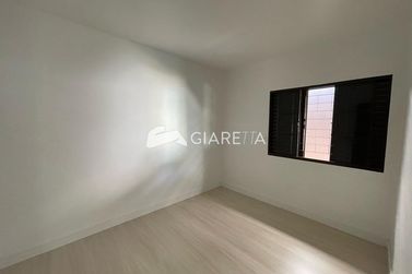 Casa &agrave; venda - 70m&sup2; - JARDIM COOPAGRO