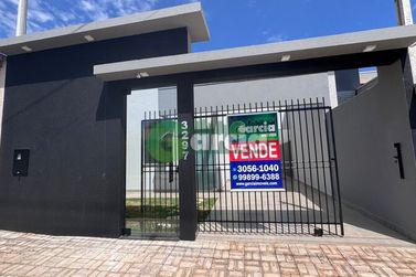 Casa &agrave; venda - 60m&sup2; - JARD. SANTA C&Eacute;CILIA