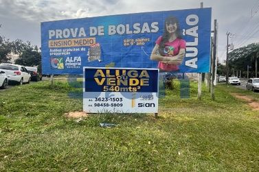 Terreno &agrave; venda - Zona I
